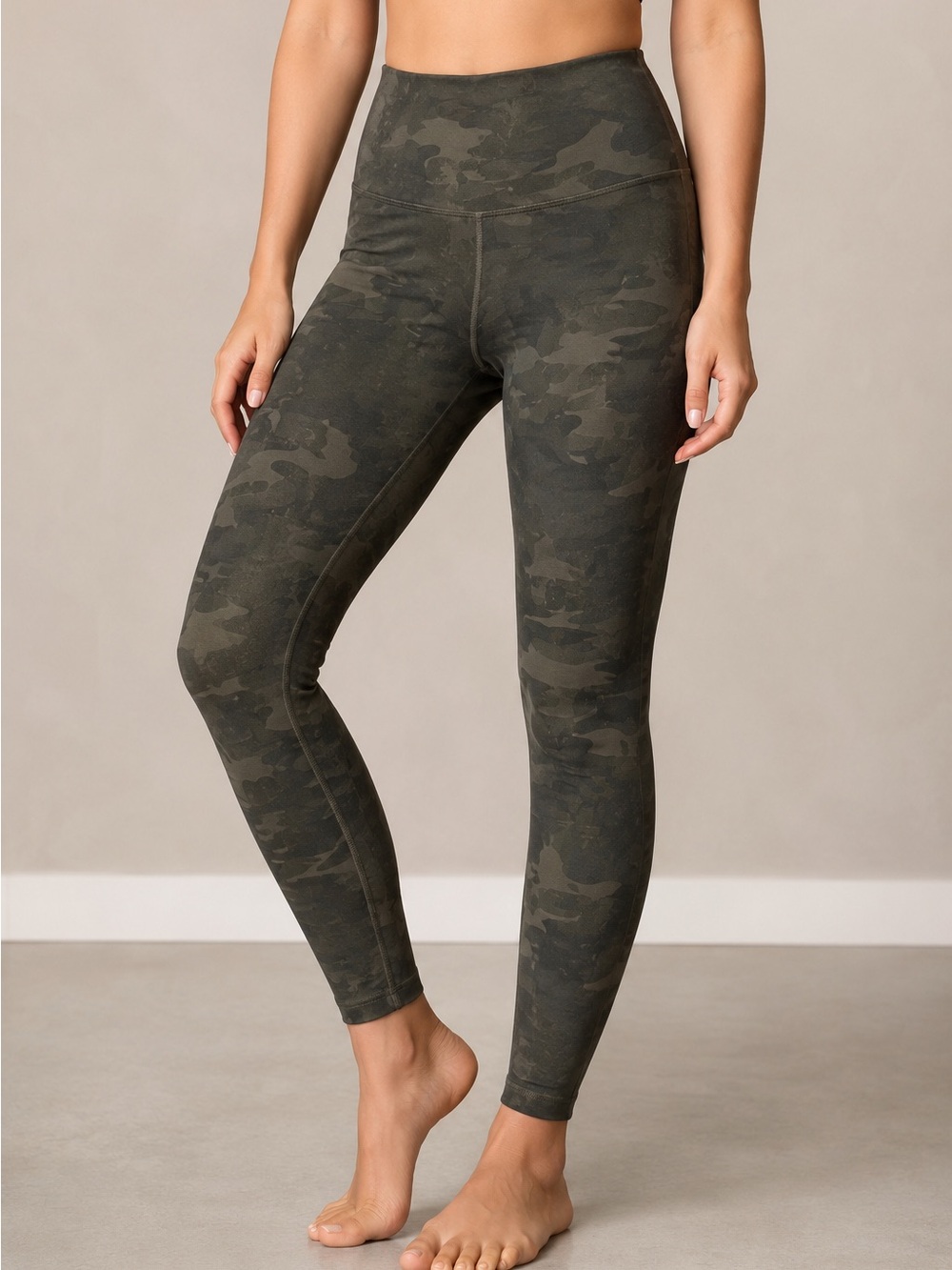 Marika Women’s Camo High Rise Performance Leggings Size Small